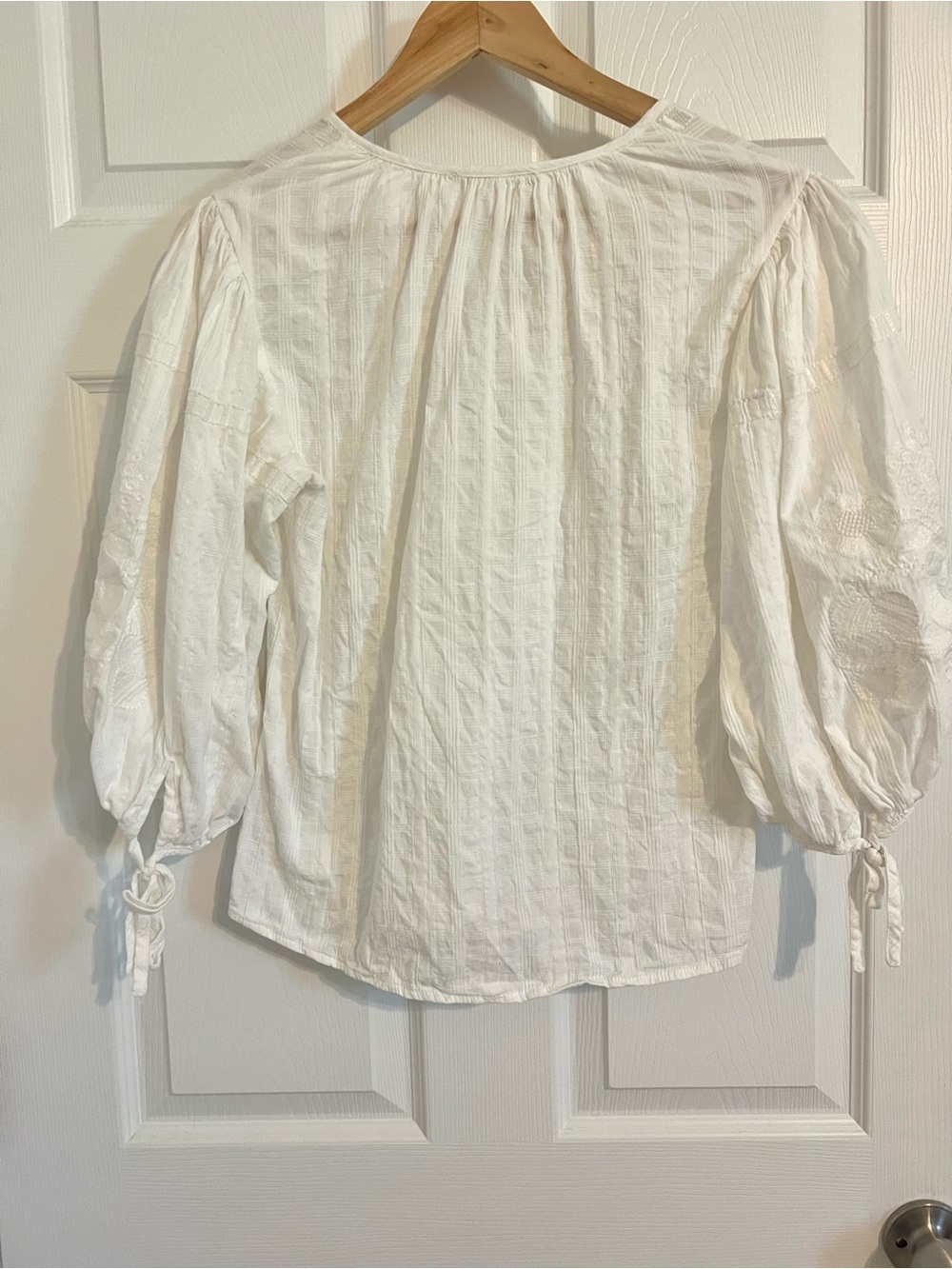 Women's White Embroidered Peasant Blouse - Picture 8 of 8